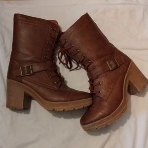 Brown heeled boots by Bella Marie Size 5.5